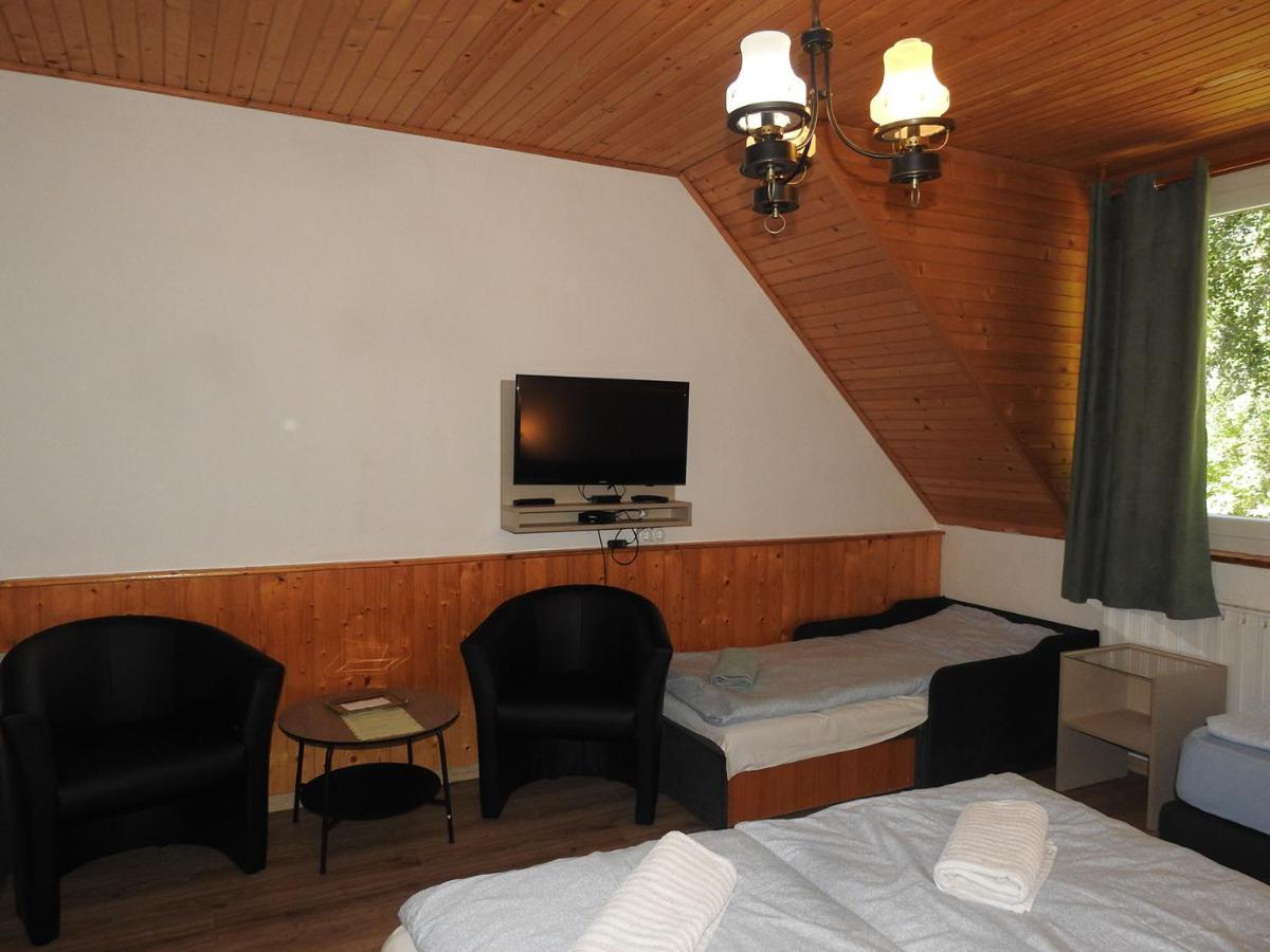 Matraszentimre Panzio Otel Dış mekan fotoğraf