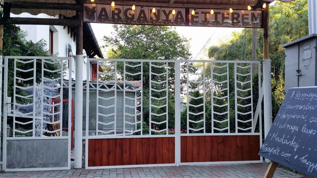 Matraszentimre Panzio Otel Dış mekan fotoğraf
